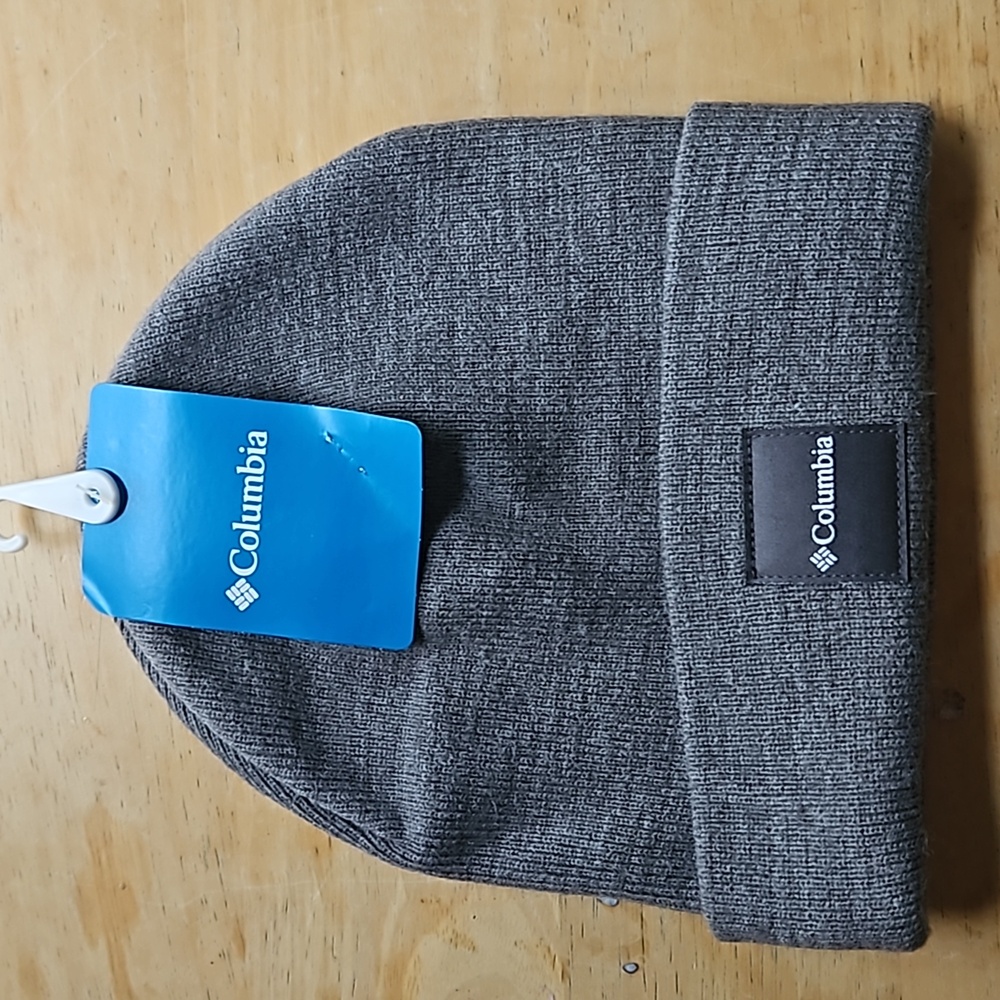 COLUMBIA BEANIE